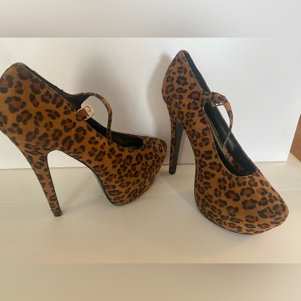 Herstyle Cheetah Print Heels
